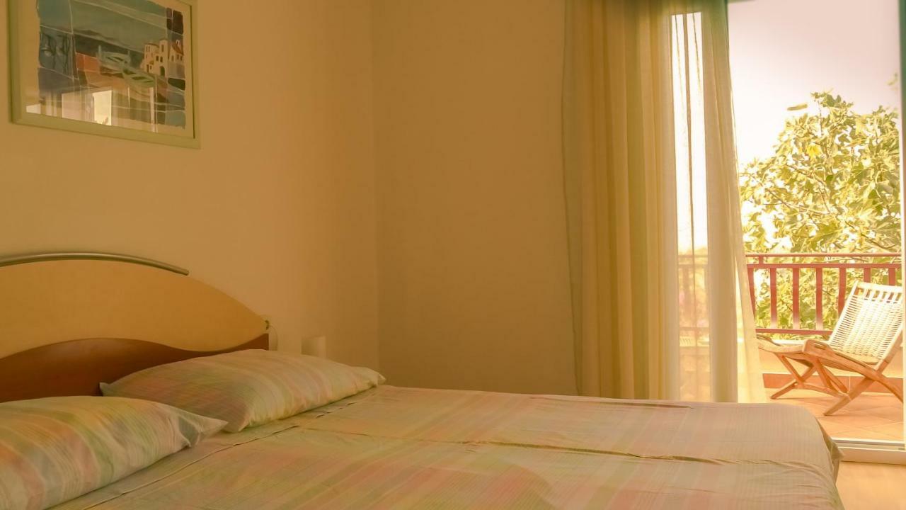 Adria Arba Apartments 拉布 外观 照片