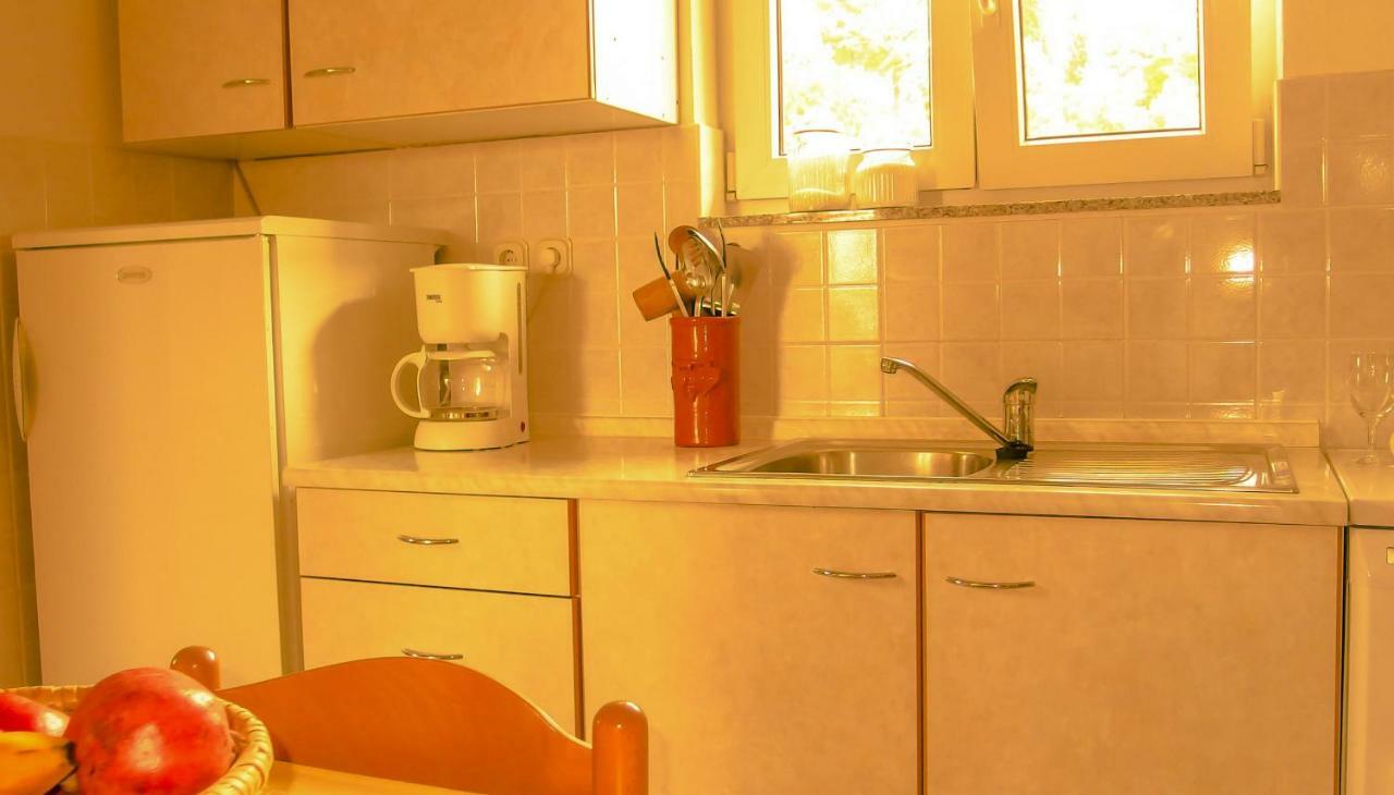Adria Arba Apartments 拉布 外观 照片